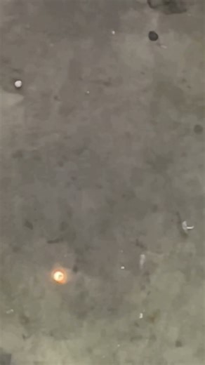 Super slowed down firecracker (Srry for bad quality)