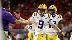 14K views · 278 reactions | “His path speaks to his perseverance, his integrity, his character. We all can learn a little bit from Joe Burrow.” Joel Klatt reacts to the LSU QB's Heisman Trophy win (sponsored by Dr Pepper) | College Football on FOX | Facebook