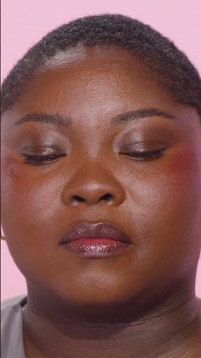 Lifted Eye Makeup for Round Faces