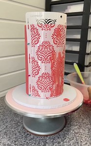 Make cake with stencils | Artist Cake Ideas