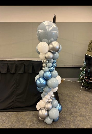 If you’re doing balloon columns outdoors or making them extra tall and heavy, you HAVE to secure the base the right way 👀 This simple grounding trick keeps my columns stable, sturdy, and stress free, even outside. No tipping. No wobbling. No chasing balloons across the parking lot 😅 INVYTE Us to Your Next Event at MYINVYTE.COM . . . . . #tutorial #ballooncolumns #balloons #tips #balloon