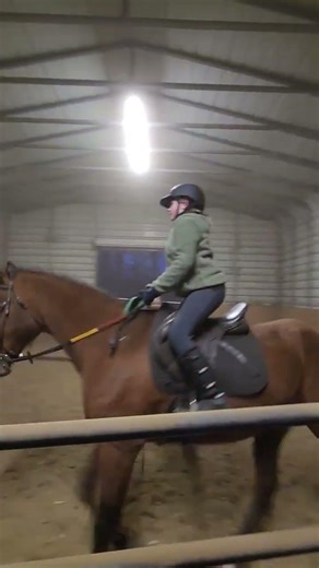 First time cantering raw for ‪@Paisley25‬ !