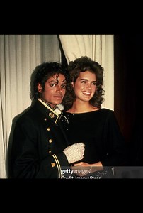 The Queen of Beauty with the King of Music — Brooke Shields & Michael Jackson