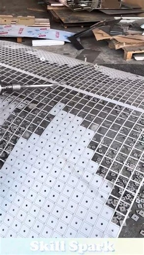 Scrap Removal of Stamped Parts with Electric Breaker#craft #factory
