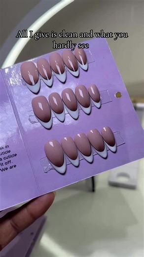 💕 GEL / HARD GEL PRESS-ON SET Length:Medium Shape:Almond 🏷️ N11,000 (Abeg confirm price before you pay) ✨ Na Gel / Hard Gel base (Acrylic fit be done if you request am) 💎 Fit use am 3–4 times 🎁 Custom orders dey available every day • 10pcs per set full installation kit • If you want pass 10pcs, just request am • Processing time: 3–4 working days ⚡ Priority order: Ready in 24 hours ( ₦3,000 per set) 🛍️ Website sets: • 15pcs per set full kit & freebies 📦 Wholesale & reseller deals dey availa