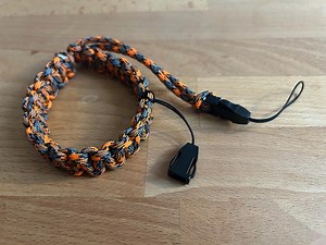 Paracord Safety Quick Release Bracelet for Phones, Self-tightening (cobra Knot) - Etsy