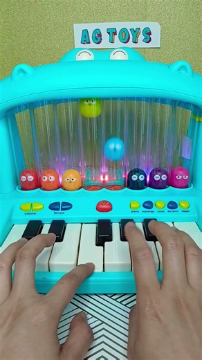 Super fun hippo piano 🎹