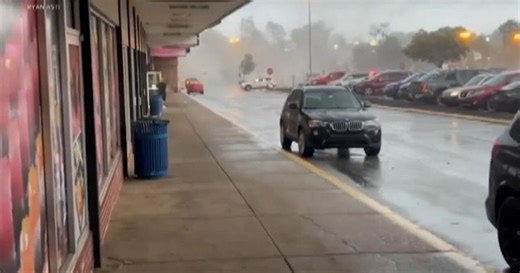 EF-1 tornado in Delaware captured on video