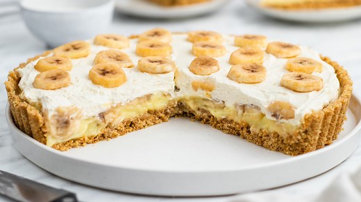 Banana Pudding Pie Recipe - Tasting Table