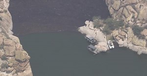 MCSO search underway for two passengers of capsized boat at Apache Lake