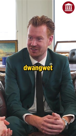 In het Westland heeft FVD laten zien dat de plaatsing van AZC's kan worden voorkomen door de gemeenteraad. Geef ons morgen opnieuw uw vertrouwen zodat wij er alles aan kunnen doen om de Spreidingswet tegen te houden! Stem Forum voor Democratie.