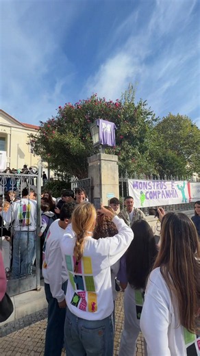 Zézinho na Escola: A Nova Lista Escolar 2026 em Portugal 🇵🇹