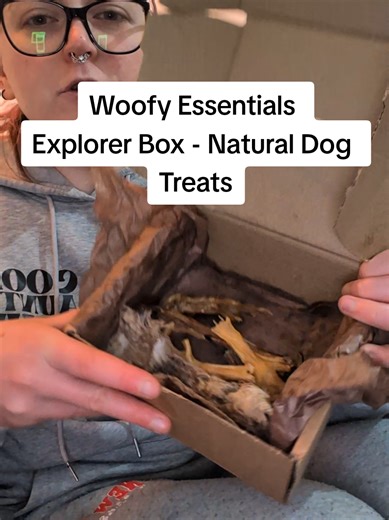 new dog pawrent? or just curious what natural dog treats your dog will like? you NEED the @Woofy EXPLORER BOX 🐾 lots of different proteins & textures for your dog to try & find their favourites 💜