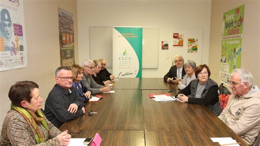 Retraite : vos années de bénévolat pourront-elles compter dans le calcul de votre pension et de vos trimestres ? Découvrez qui pourrait être concerné