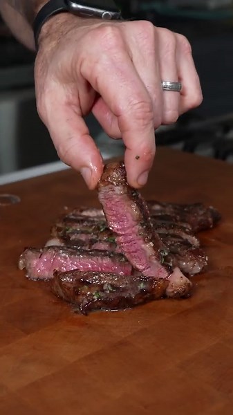 How to grill a ribeye steak | Juicy, flavor-packed & easy 🥩🔥
