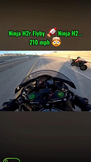 Ninja H2r Flyby 🚀 Ninja H2... 210 mph 🤯 @HipiyVibe #shorts