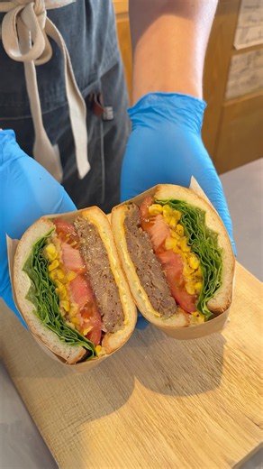 Too Beautiful to Eat! Japan’s Ultra-Rare Sandwich Shop 🥪 #japanesefood