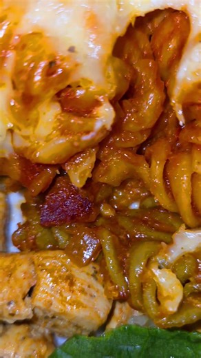 cheesy pasta bake/diced chicken/ crouton salad. #healthy #homemade #dinnerideas #comfortfood