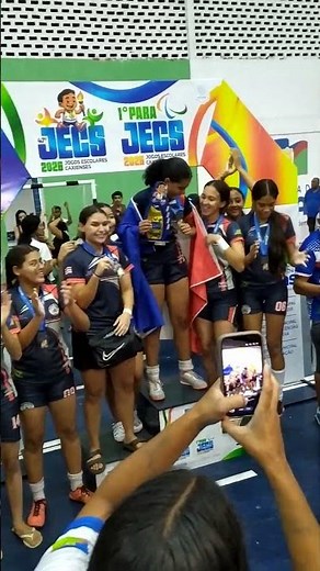 MENINAS PREMIAÇÃO JOGOS ESCOLARES