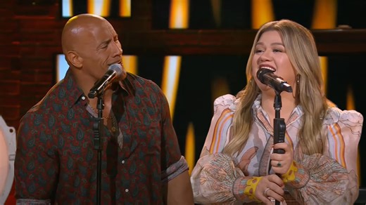 Kelly Clarkson and Dwayne Johnson Pay Tribute to Loretta Lynn With Country Duet