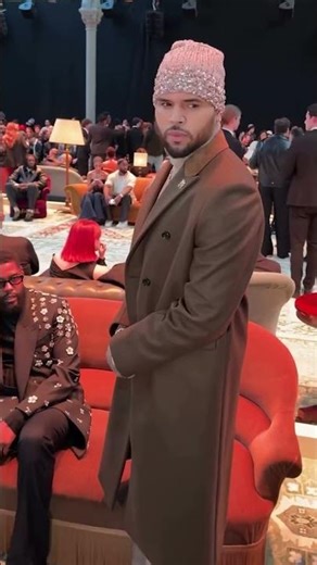 [4K] Chris Brown SHUT DOWN The Amiri Show in Paris! (Outfit Check) 🤎🔥