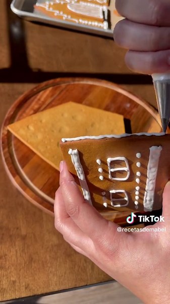 Receta Casas de Jengibre: ¡Fantástica Navidad Dulce!