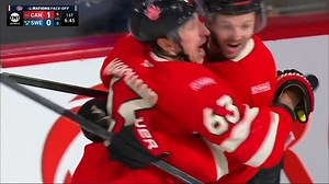 Brad Marchand applaudi au Centre Bell, on aura tout vu! 😂🚨 *Merci Brayden Point* #4Nations | RDS