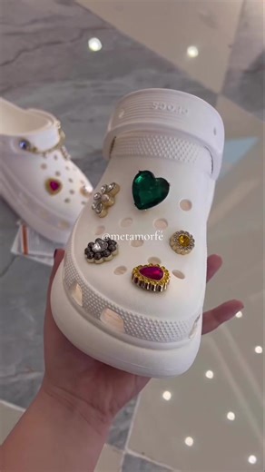 Descubre los Crush Clogs Originales de Crocs