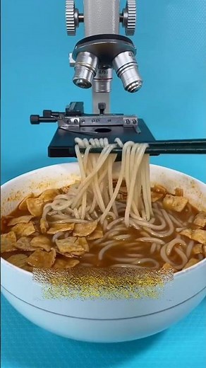 Exploring Noodles Under a Microscope: A Close-Up Look at Its Structure #microscope #shorts