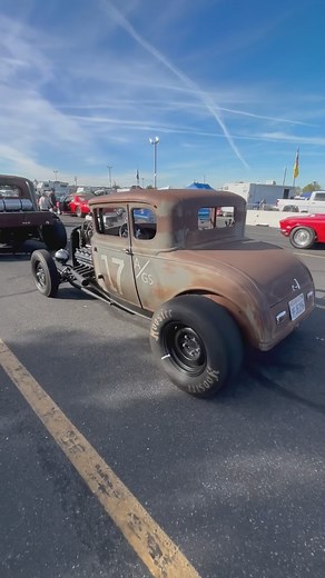 Some drag racing highlights from the Mooneyes show, racing ol’ #17. It’s getting quicker!! Still have a way to go! #hotrodsrule #respecttradition | Hollywood Hot Rods
