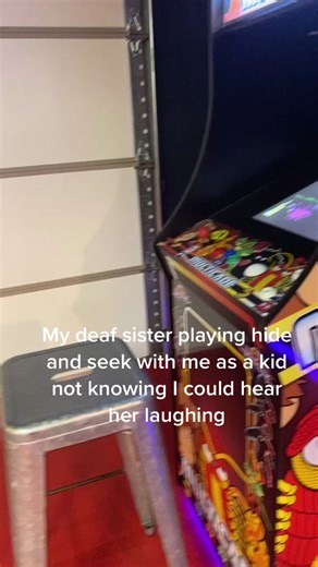Deaf Sister Hide and Seek: Laughing Moments