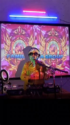 Insyaallah semoga FAMILY JAVA GROUP selalu menyala dan tetep mengudara 🔥🔥🔥🔥💪💪💪💪 bersama @java.family @🇮🇩RT_RUDY🇮🇩 @🇮🇩 Annie 🇮🇩 @🇮🇩 𝑪𝑰𝑪𝑰 𝒀𝑬𝑺𝑺𝑰 🇸🇬 @bunda_kiky01 #jeckyblack #javafamily #fyppppppppppppppppppppppp #semogafyp #vidioviral #vidio #fypage