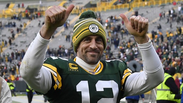 Aaron Rodgers Confirms He Married Girlfriend Brittani