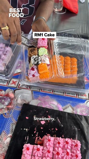 RM1 Assorted Cakes 😍📍 Jalan Kasipillay, Sentul, Kuala Lumpur. (Opposite New Madras Cafe)