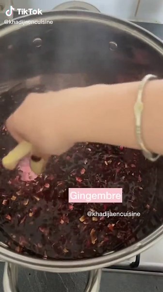 Refreshing Homemade Hibiscus Drink Recipe