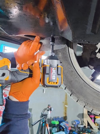 Whatever your needs, JCB Professional tools will turn up and get the work done. From garage to worksite - our tools will get the job done. #jcb #tools #garage #workshop #construction