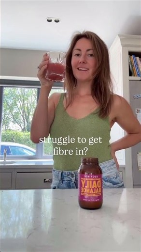 12 Organic Superfoods in One Daily Blend 🍓 Lucy Bee Daily Balance