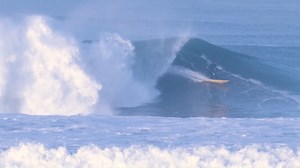 BIG WAVES RETURN Friday was another amazing day for big-wave surfers out at #OceanBeach in #SanFrancisco. This video was shot by Ian Burdzinski, who was one of the dozens of photographers out capturing the rare, incredible show. | KPIX CBS San Francisco Bay Area