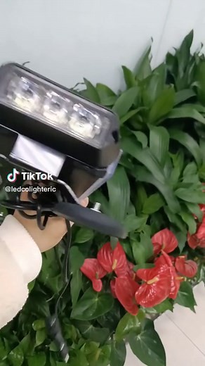 Emergency Warning light #automotivelighting #ledcolight #newarrivals #warninglightbar #flashlights