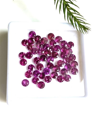 Raspberry Pink Rhodolite Garnet, 3.5mm Round, 12.70 Cts, 50 Pcs - Etsy