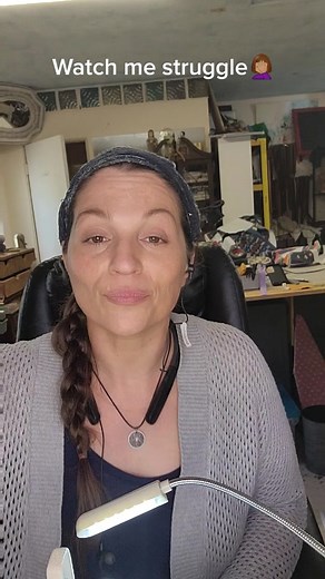 Hey everyone ❤️. So you'll be seeing alot more of my face over the next few months. I love creating leather handbags and accessories. It is absolutely my passion. I want to keep making my bags and want to share what I'm doing with the world. I am not the type of person who feels comfortable on video or really in general 😂 but I'm trying. Please be gentle as I struggle to the next step in my journey. Www.coruscateleather.com ig @Coruscateleatherandco #cottagecore #coruscateleatherco #leathercraf