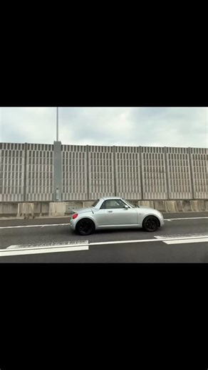 A little freeway car spotting on my way to the airport flying home from Japan. Everyone was right. You can’t go to Japan without taking with you the desire to return. Even though I traveled solo and walked and rode trains and pushed. There’s a good chunk of my list I was unable to complete. As if the taste of Yakitori and a cold beer wasn’t reason enough to return. Thanks again to @mooneyes_hawaii family for helping me make this happen. I made a lot of mistakes on this trip but only another woul