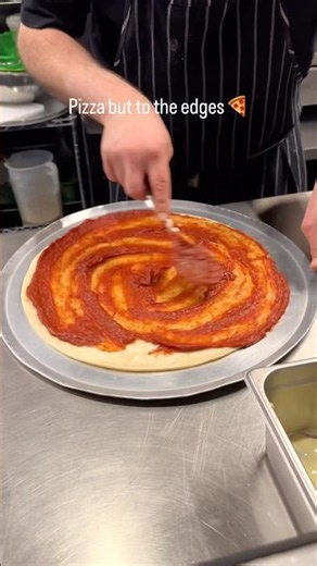 Have you ever heard of a Chicago tavern style pizza? #pizza #cooking #chef
