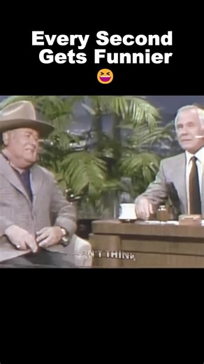Jonathan Winters Turns The Tonight Show Into Pure Chaos 😂 #JonathanWinters #JohnnyCarson #ComedyLegend #TonightShow #FYP