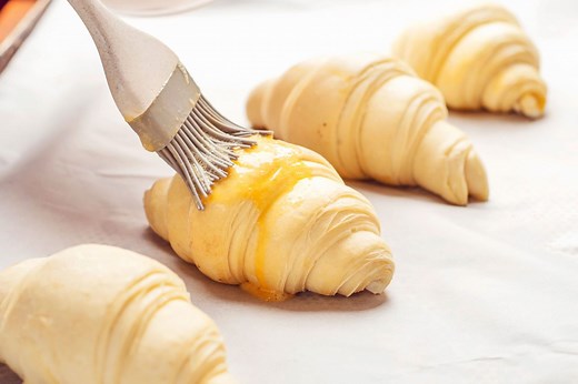 What is an Egg Wash and Why Should You Use It?