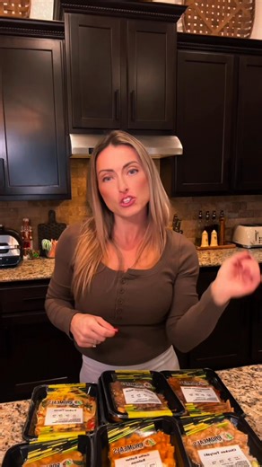 ProMeals is made for real people with real schedules — professionals, parents, gym-goers, students, anyone trying to eat better without sacrificing time. Unbox the meals that make your week easier. Order yours at mypromeals.com | ProMeals Meal Prep Delivery