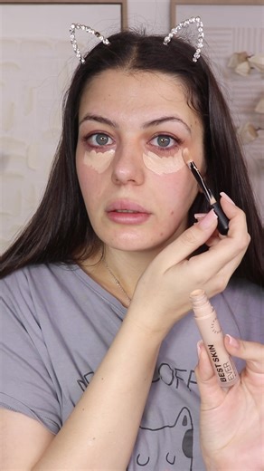 Best skin ever concealer 08P @SEPHORA @Sephora Collection @Sephora UK Bronzer true rays teinte Bliss @W7MakeupES Blush soft glam 040 @Catrice Cosmetics Highlighter @Everybodylondon Gel sourcils super lock @Maybelline New York The true icon palette @Makeup Revolution @makeuprevolutionfrance Pigment hight definition @heancosmetics Mascara lash princesse @essence cosmetics Lip comfort 8h matte @essencemakeup Rouge à lèvres creamy matte Heroic @MUA Cosmetics Gloss lifter 001 pearls @maybelline de Po