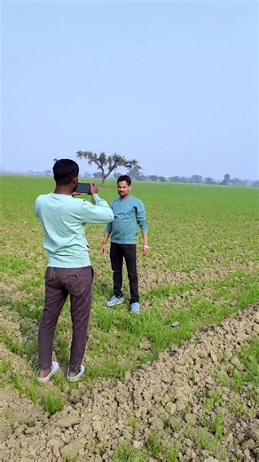 Ashish Thakur on Instagram: "😂🤣reel k chakker me rail bn gaye😂🤣 #funnyreelsvideo❤️ #instagramreels #viral"