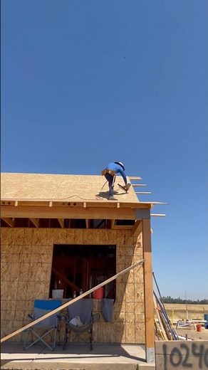 4375 Predator Generator - 135 PSI Air Compressor - Metabo Framing Nailer #diy #newbuild #back25