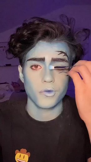 i wanted to try out a monster high look @charlottelooks | Monster High Makeup